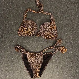 Victoria’s Secret Bombshell Bikini